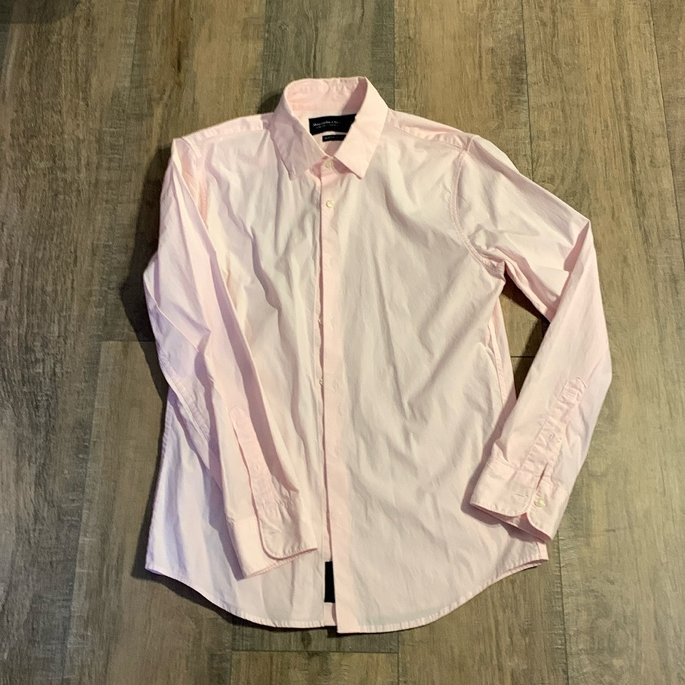 Men’s Dress shirt 
Smoke free home